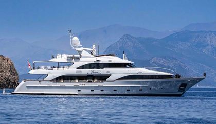 Similar For Sale Yacht: Benetti Classic 120'