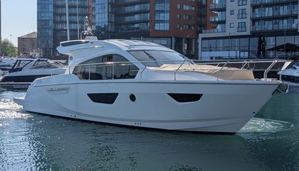 Sessa Marine C42
                                         Mk1