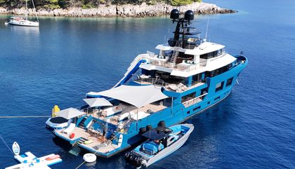Similar For Sale Yacht: KING BENJI
