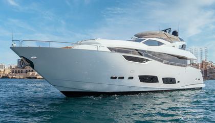 Sunseeker 95 Yacht