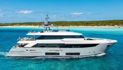 Custom Line Navetta 33
                                         Mk2