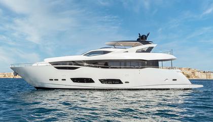 Sunseeker 95 Yacht