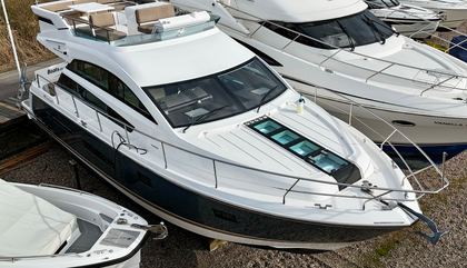 Fairline Squadron 42