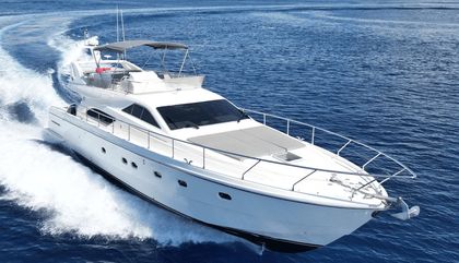 Ferretti 57