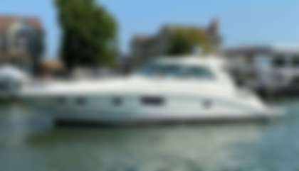 Sea Ray 450 Sundancer
                                         Gen 2