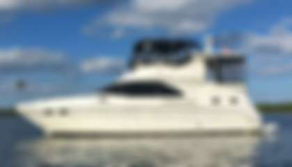 Sea Ray 370 Aft Cabin