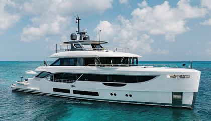 Benetti Oasis 34M, KING'S LAIR For Sale