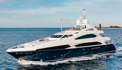 Similar For Sale Yacht: Sunseeker 37 Metre Yacht