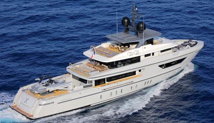 Similar For Sale Yacht: Sanlorenzo 460Exp