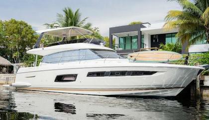 Prestige 560