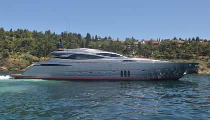 Pershing 115