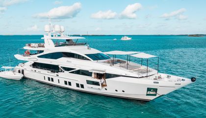 Similar For Sale Yacht: Benetti Fast 140'