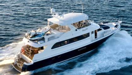 Hatteras 75 Sport Deck