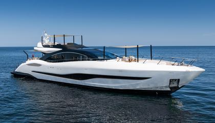 Similar For Sale Yacht: Mangusta 104 REV