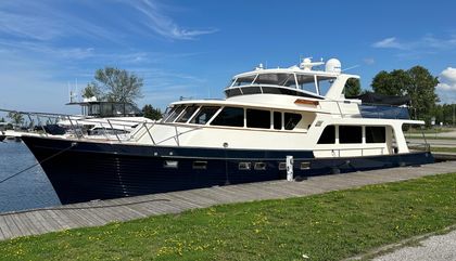 Similar For Sale Yacht: Marlow 70 Explorer