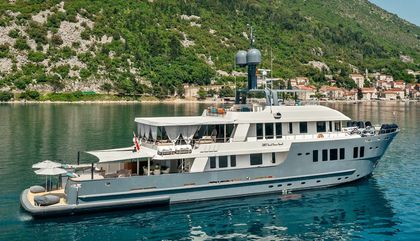 Similar For Sale Yacht: Explorer 100