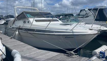Fairline Carrera