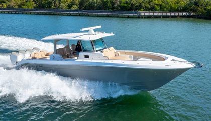 HCB Yachts 42 Lujo, HCB Yachts 42 Lujo For Sale