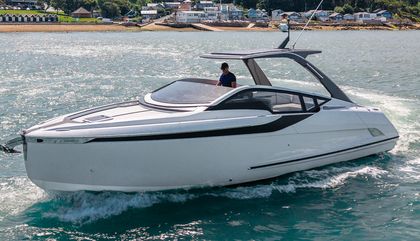 Fairline F Line 33, Fairline F Line 33 For Sale
