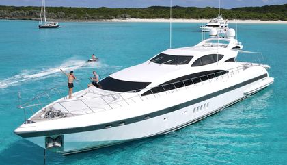 Similar For Sale Yacht: Mangusta 105
                                         Gen 2