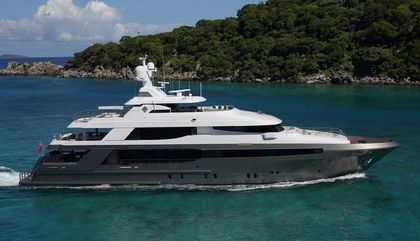 Similar For Sale Yacht: Muchos Mas