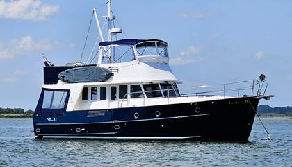 Beneteau Swift Trawler 42, Beneteau Swift Trawler 42 For Sale