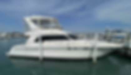 Sea Ray 480 Sedan Bridge