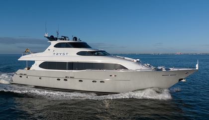 Similar For Sale Yacht: Lazzara 94