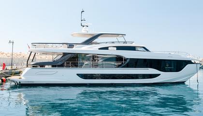 Similar For Sale Yacht: Azimut Grande 26M