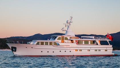 Similar For Sale Yacht: Kapal