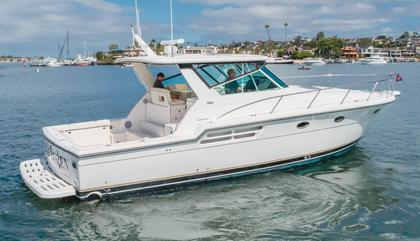 Tiara 4100 Open