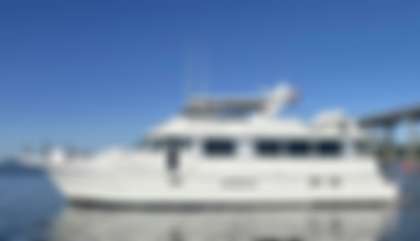 Hatteras 70 Sport Deck Motoryacht