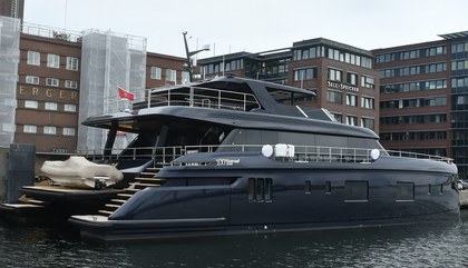 Award Finalist 100 Sunreef Power - Petite Belle 29.95m  Photo