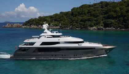 Award Nomination  - Muchos Mas 43.90m Crescent  Yachts Photo