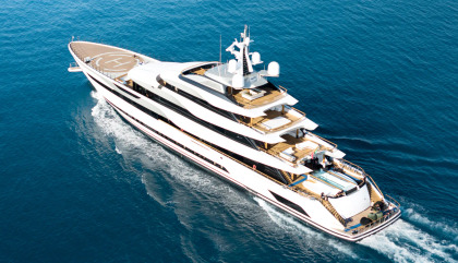 Award Winner Custom  yacht Platinum       Photo
