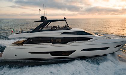Ferretti 780 (Gen 3)