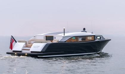 Compass Limousine Tender 12M