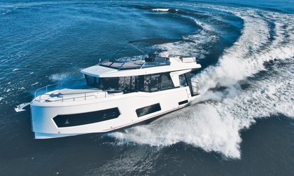 Cobra Yachts Campione 41 Fly