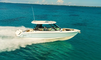 Boston Whaler 330 Vantage