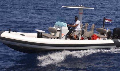 Xtenders 8.3M Diving Tender