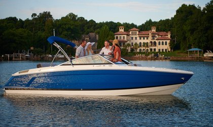 Cobalt Boats R4