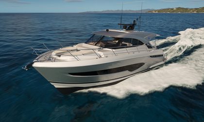 Riviera 5000 Sport Yacht (Gen 3)