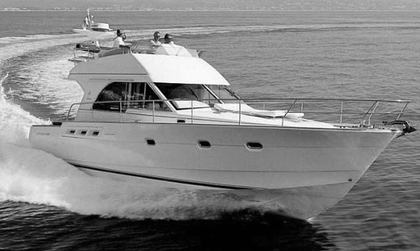 Beneteau Antares 13.8