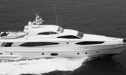 Gulf Craft Majesty 121