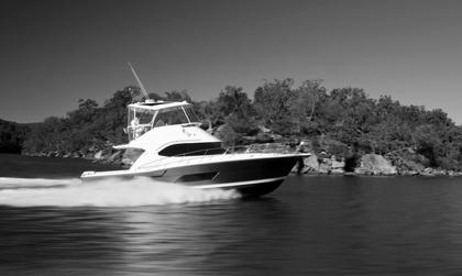 Riviera 43 Open Flybridge