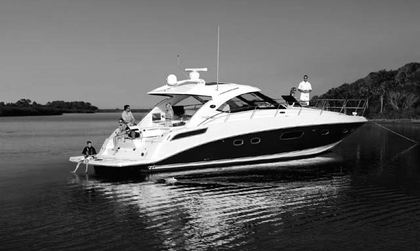 Sea Ray 43 Sundancer