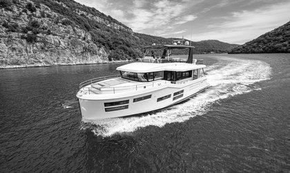 Beneteau Grand Trawler 62