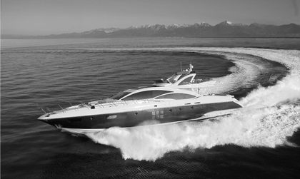 Azimut 103S