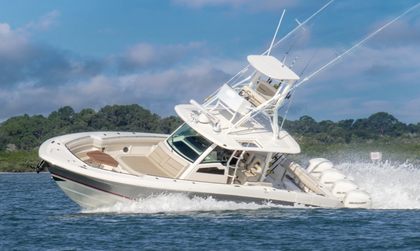 Boston Whaler 380 Outrage