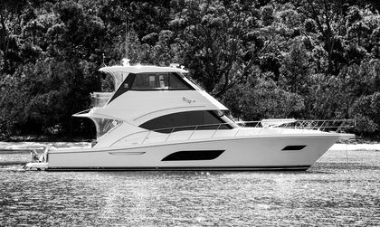 Riviera 57 Enclosed Flybridge